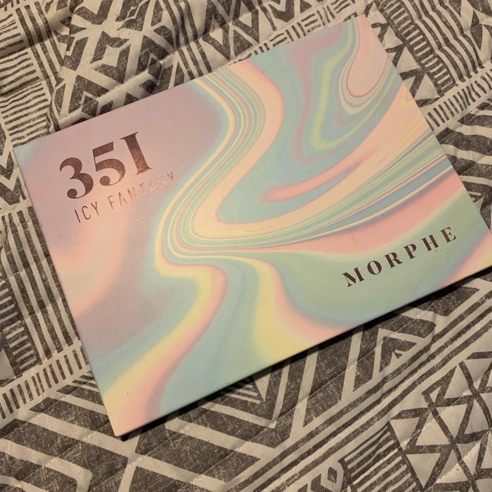 Morphe 35I Icy Fantasy Artistry Palette